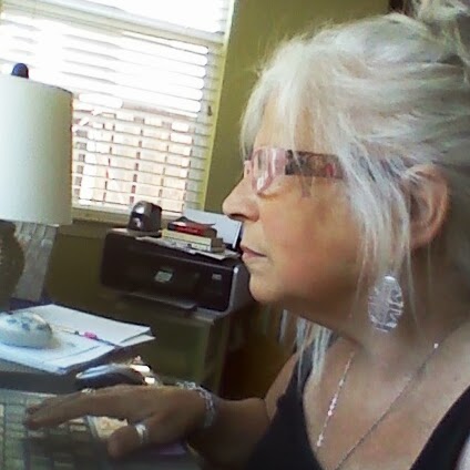Susan Fox Photo 29