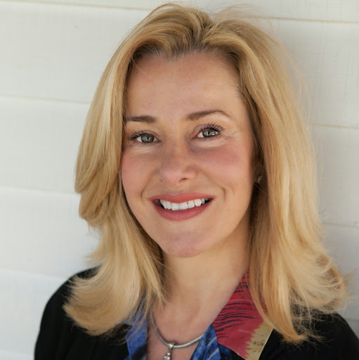 Bobbie Carey Photo 11