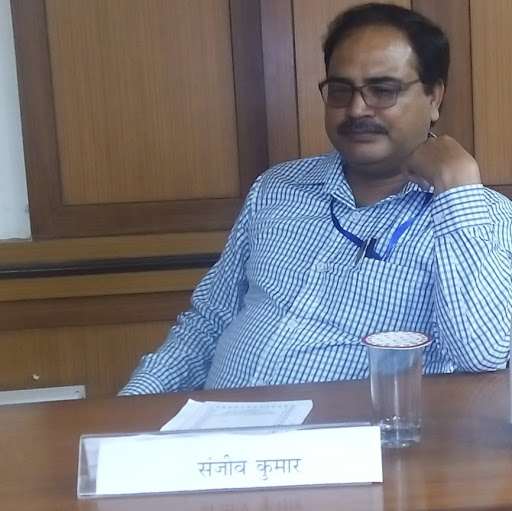 Sanjeev Sharma Photo 19
