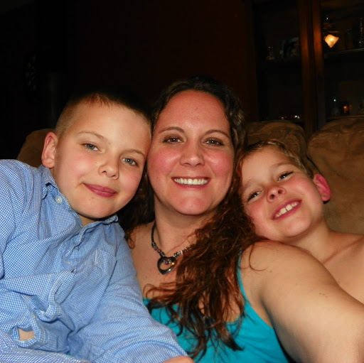 Ann Hurst Photo 32