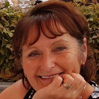 Christine Gunn Photo 29