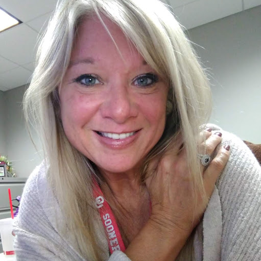 Cynthia Barrett Photo 30