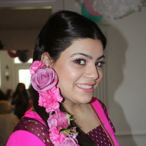Sarah Khan Photo 42