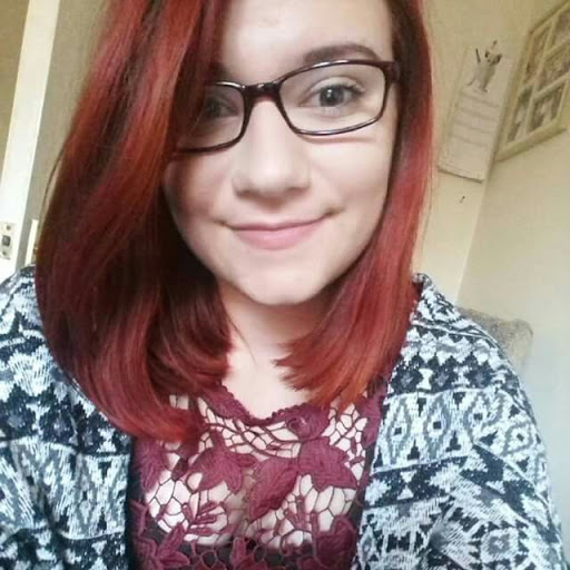 Sarah Roberts Photo 53