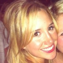 Victoria Hubbard Photo 10