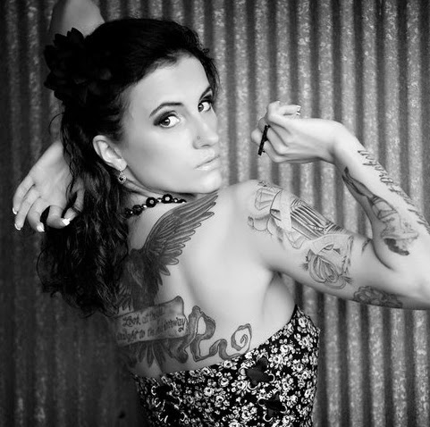 Stephanie Demarco Photo 7
