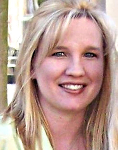 Lisa Drake Photo 28