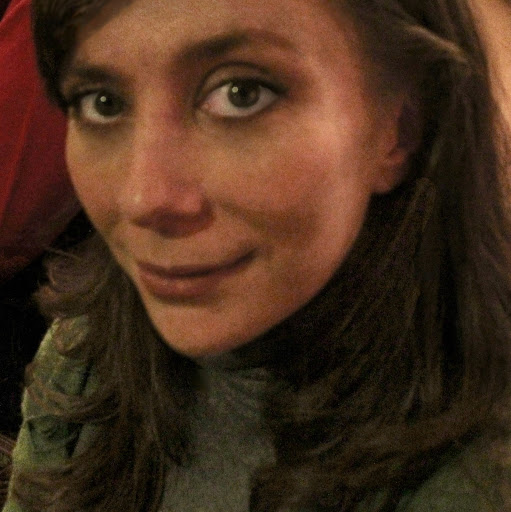 Danielle Erickson Photo 15