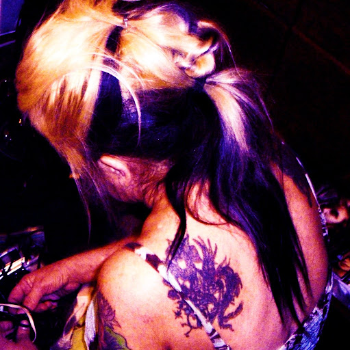 Kelly Bell Photo 37