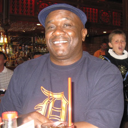 Raymond Magee Photo 20