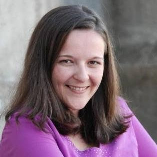 Louise Warren Photo 10