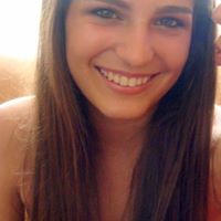 Danielle Philips Photo 9