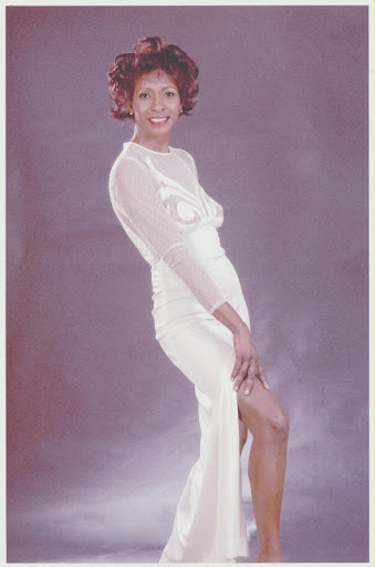 Carolyn Cook Photo 38