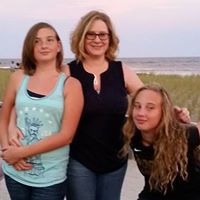 Holly Giese Photo 6