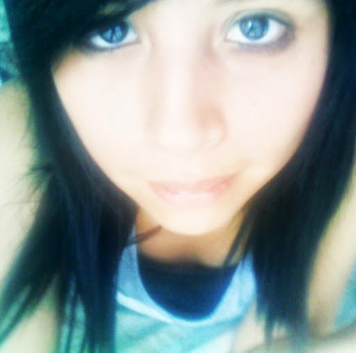Alison Molina Photo 4