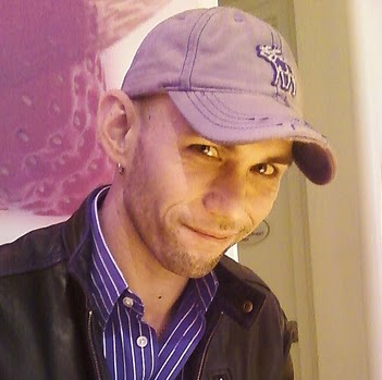 Michael Bradford Photo 47