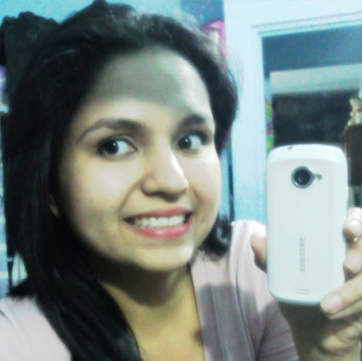 Vicky Lopez Photo 46