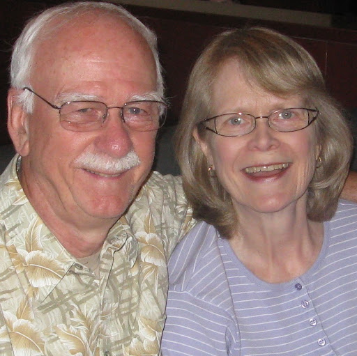 Julie Barringer Photo 14