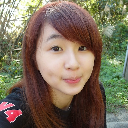 Anna Cheng Photo 36