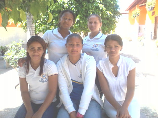 Lucinda Rodrigues Photo 13