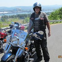 Danny Compton Photo 12