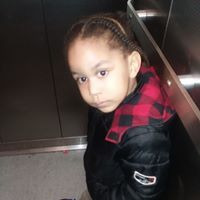 Adrienne Gordon Photo 4