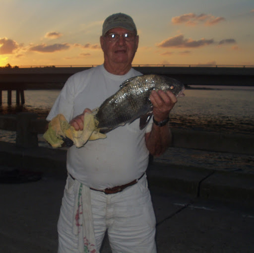 Dennis Jones Photo 20