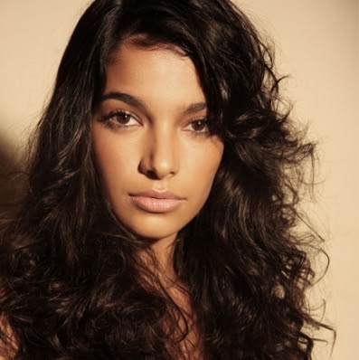 Alice George Photo 21