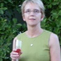 Debbie Cavanagh Photo 14