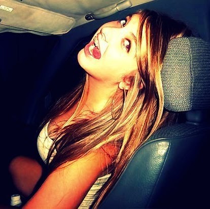 Stephanie Allen Photo 19