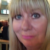 Elizabeth Ayres Photo 21