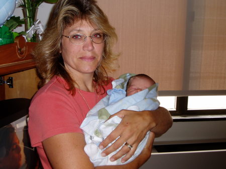 Angela Griffith Photo 9