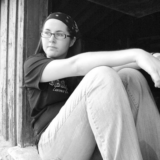 Jessica Strickland Photo 33