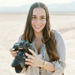 Melanie Gomez Photo 24