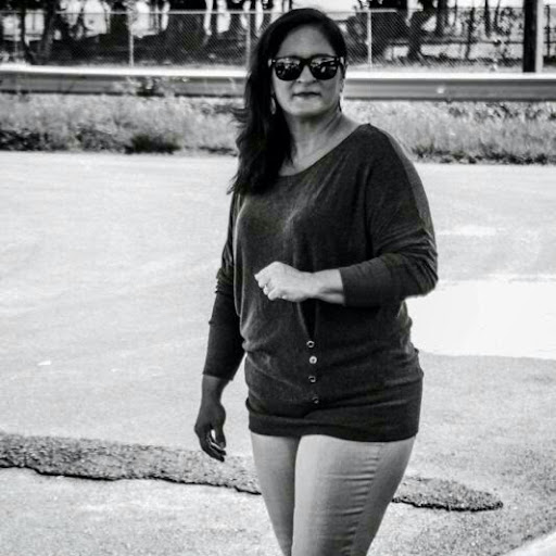 Janet Maldonado Photo 17
