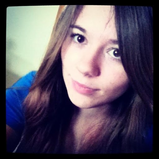 Hannah Vaughan Photo 5