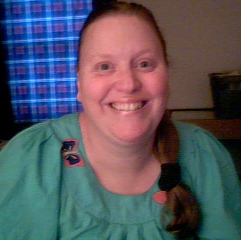 Lisa Guthrie Photo 26
