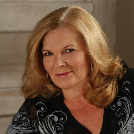 Leslie Morgan Photo 6