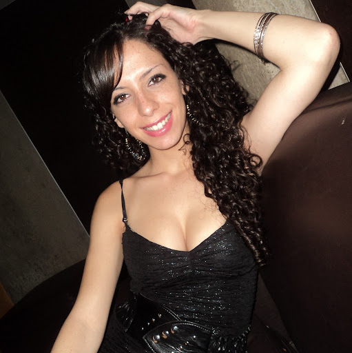 Anabel Martinez Photo 15