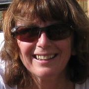 Eva Magee Photo 4