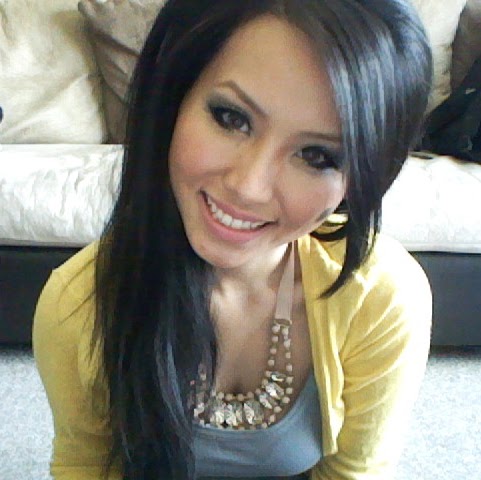 May Lee Photo 24