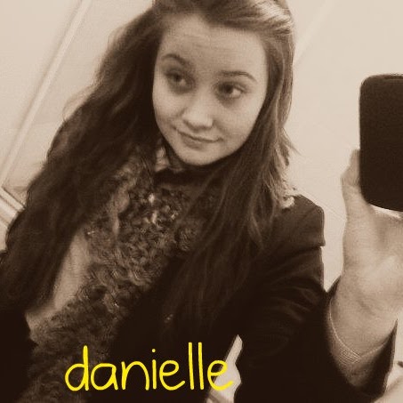 Danielle O'Connor Photo 11