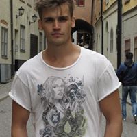 Ricky Brewer Photo 18