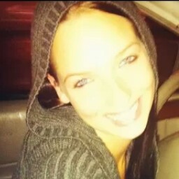 Christina Sylvester Photo 27