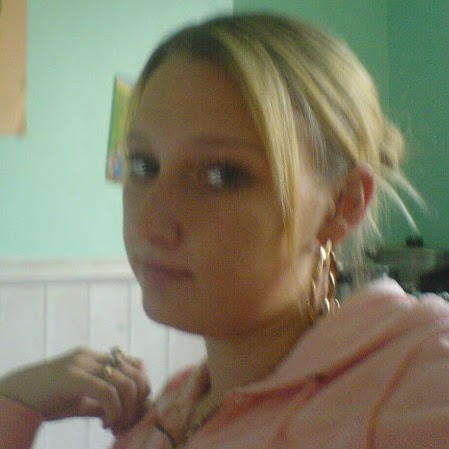 Jennifer Wadsworth Photo 42