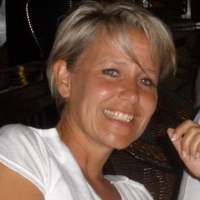 Sue Lindsay Photo 23
