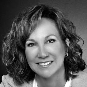 Vicki Thurston Photo 13