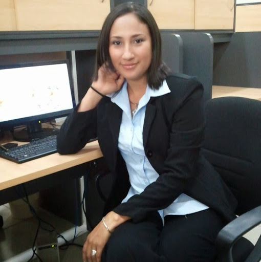 Ivette Roman Photo 22