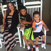 Deborah Torres Photo 23