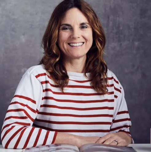 Michelle Flynn Photo 8